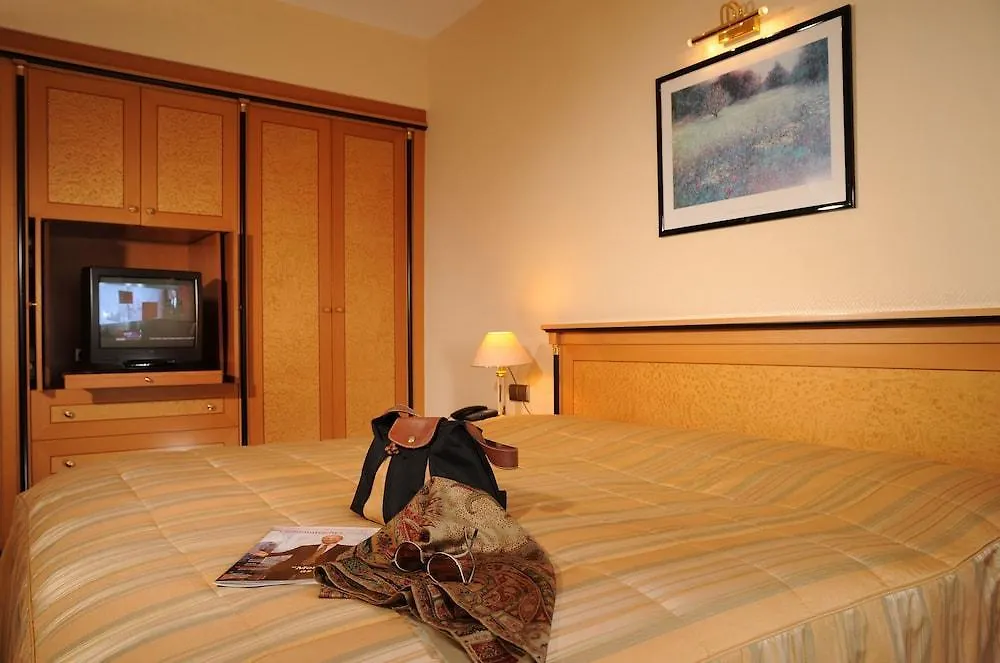 Hotel Mueggelsee Berlin 4*,