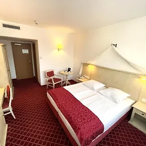 4* Szálloda Chateau Kurfuerstendamm